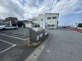 16/16 駐車場