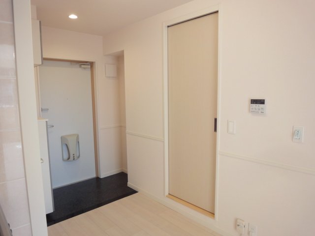 14/27 キッチン