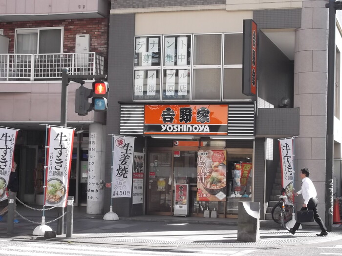 2/4 エントランス