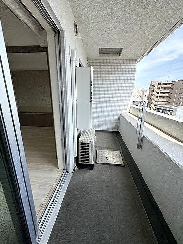 16/20 バルコニー
