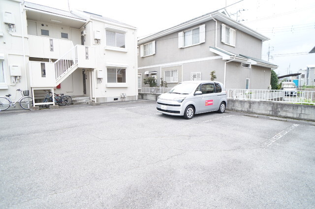 22/22 駐車場