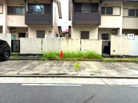 2/5 駐車場