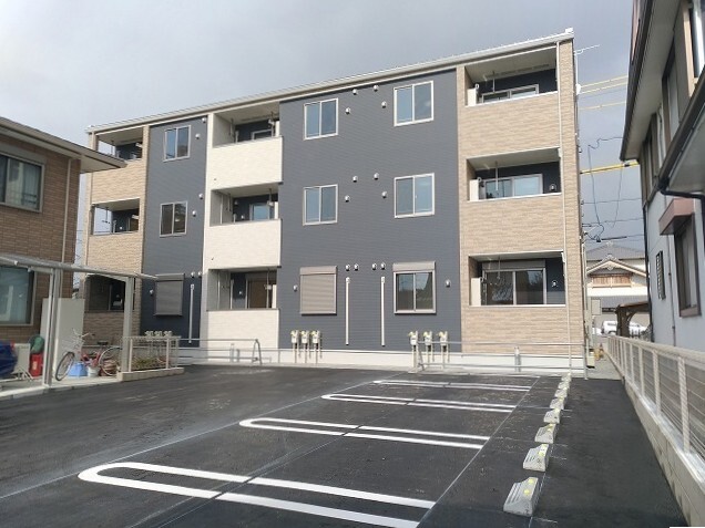 14/20 駐車場