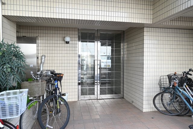 4/6 エントランス