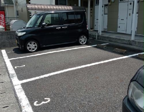 25/30 駐車場
