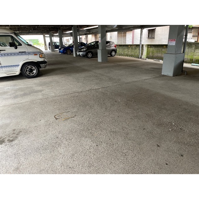 4/4 駐車場