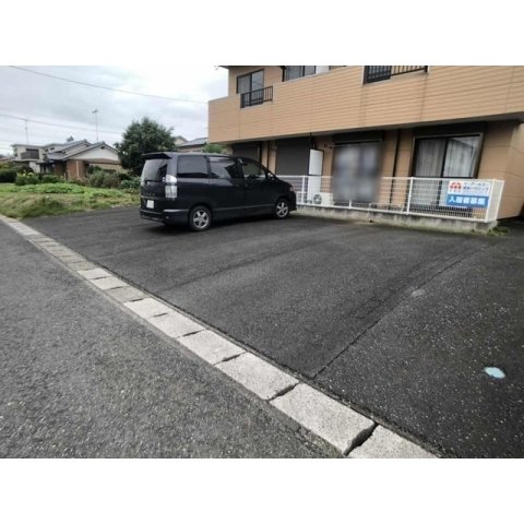 20/20 駐車場