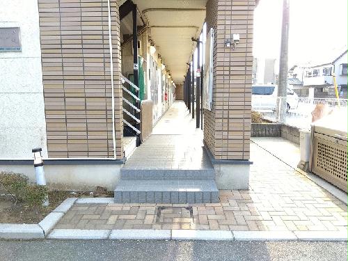 13/24 エントランス