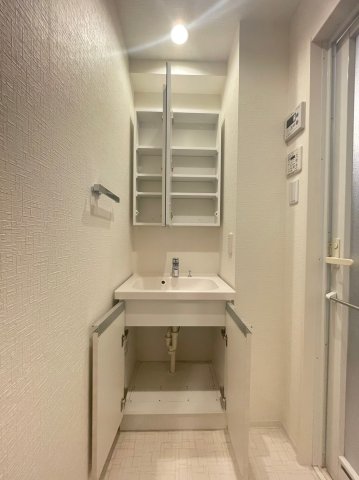 16/29 洗面