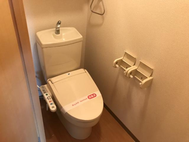 18/27 トイレ