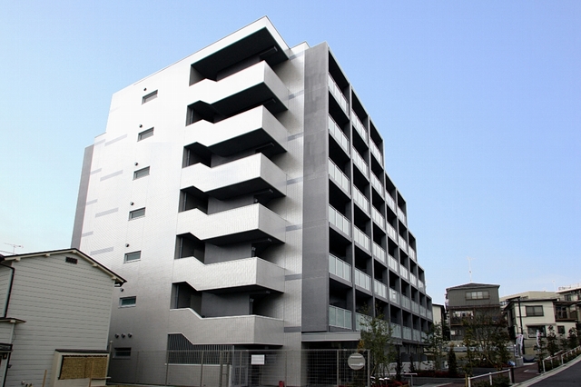 2/4 外観