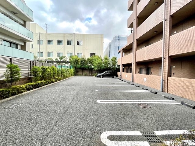 15/26 駐車場