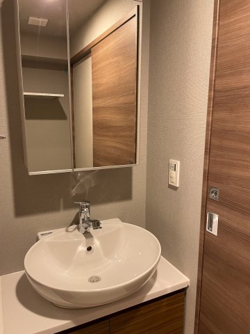 14/23 洗面