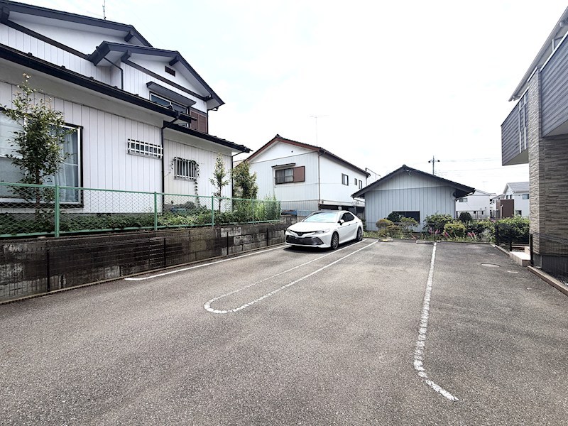 3/3 駐車場