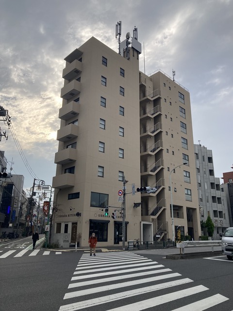 2/4 外観