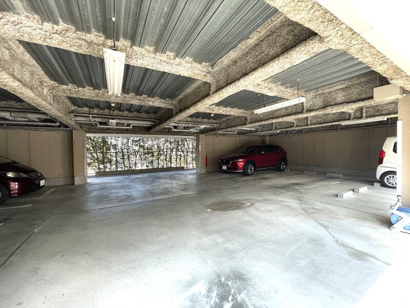 3/3 駐車場