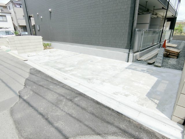 2/2 駐車場