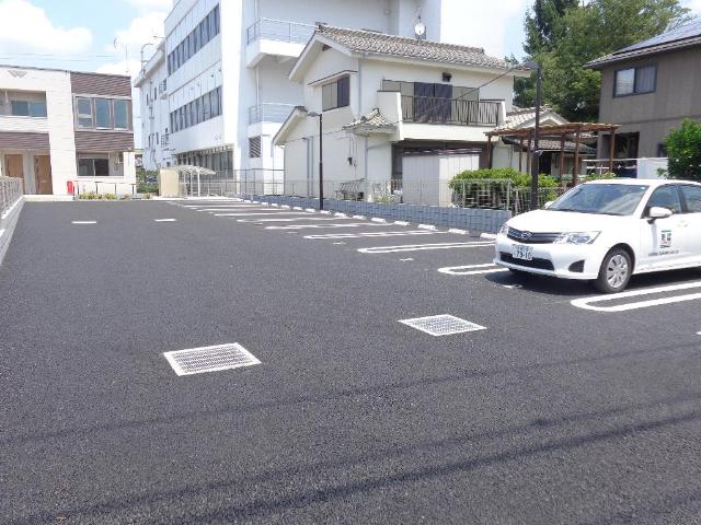 2/10 駐車場