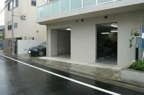 14/14 駐車場
