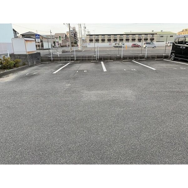 6/6 駐車場
