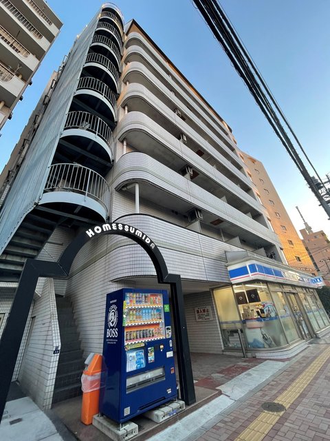 18/20 エントランス