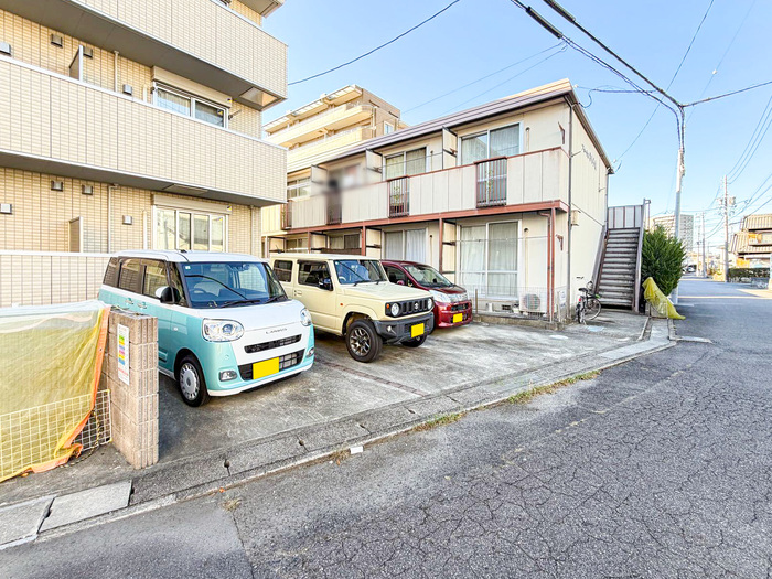 20/20 駐車場