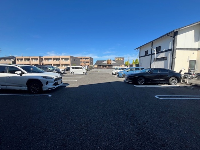 15/16 駐車場
