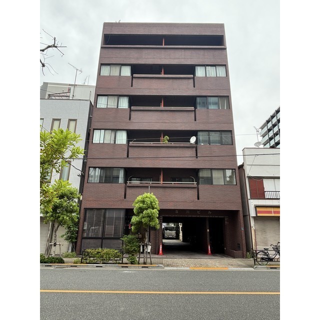 1/6 外観