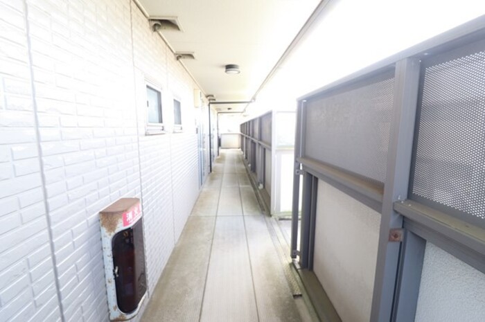 18/22 エントランス