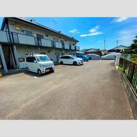 2/2 駐車場