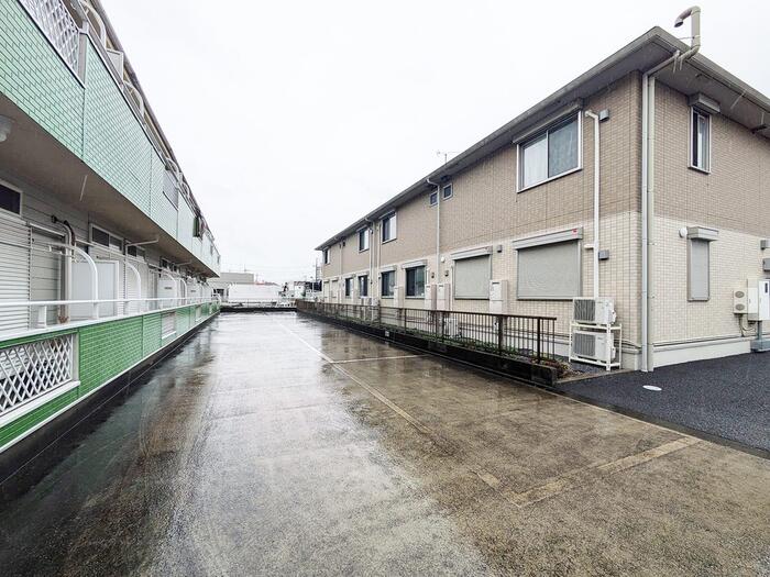17/17 駐車場