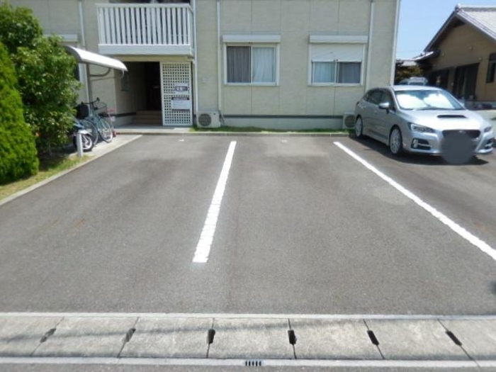 4/4 駐車場