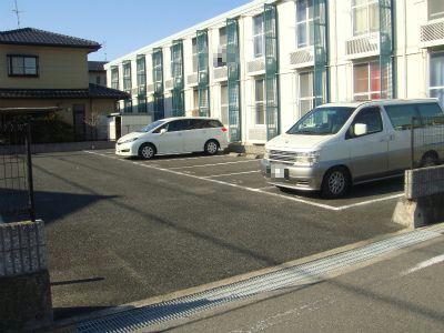 2/2 駐車場