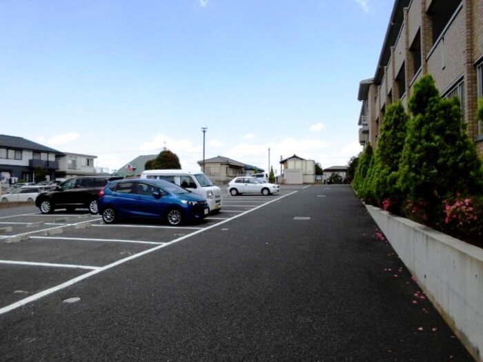 20/30 駐車場