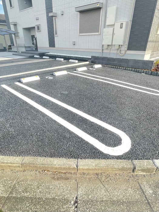 15/18 駐車場