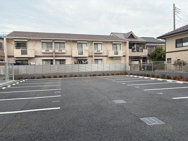 14/26 駐車場