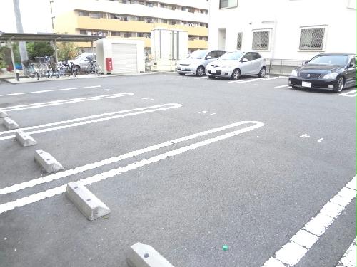 14/20 駐車場