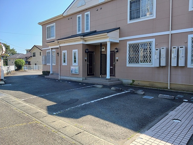 14/20 駐車場