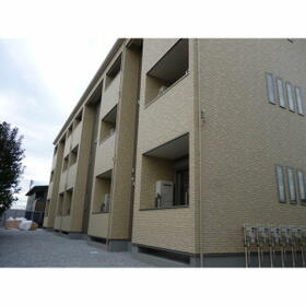 15/16 エントランス
