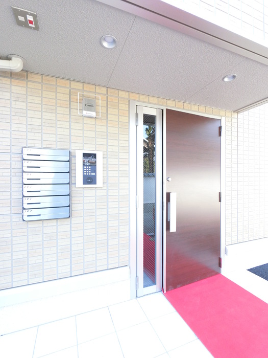 17/22 エントランス
