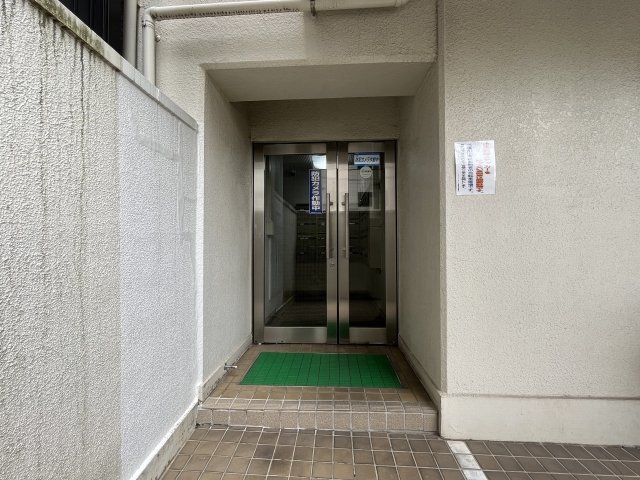 4/5 エントランス
