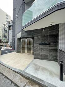 2/2 エントランス