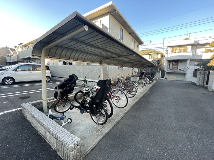 16/16 駐車場