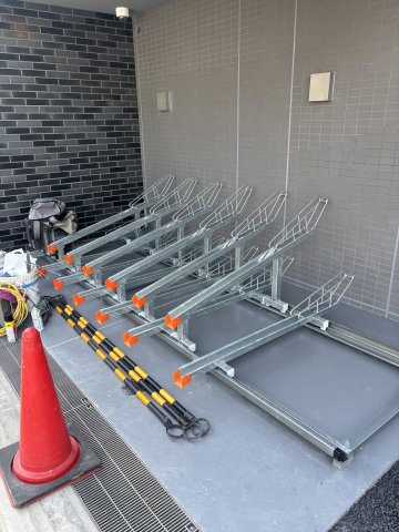 13/13 駐車場