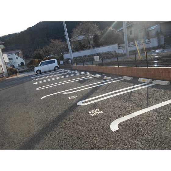 22/26 駐車場