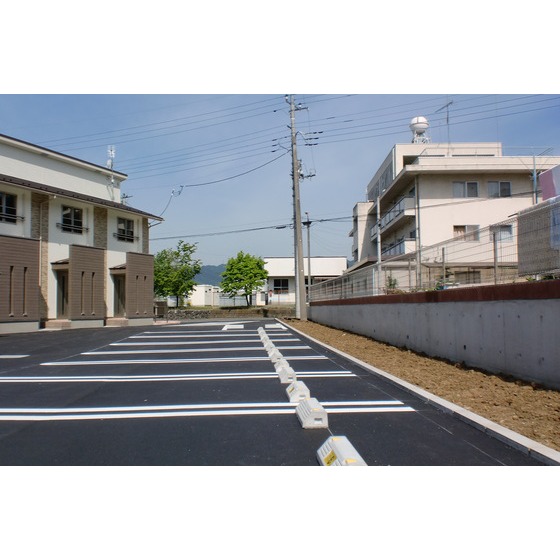 2/2 駐車場