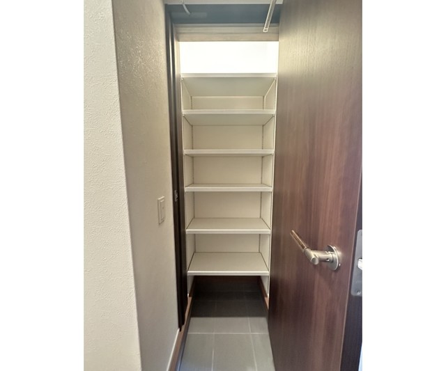 23/29 玄関