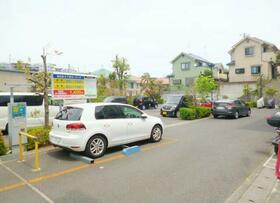 16/16 駐車場
