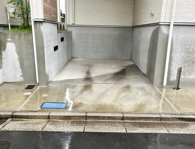 3/3 駐車場
