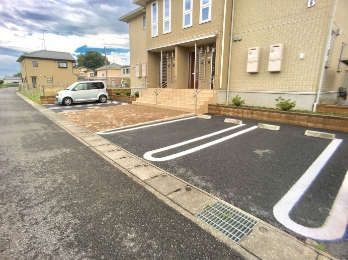19/25 駐車場